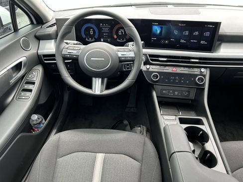 New 2026 Hyundai Sonata SEL FWD image 18
