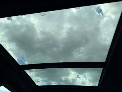 Used 2022 RAM 1500 Limited image 27