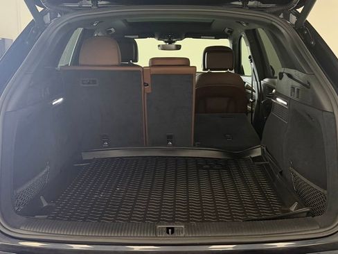 Used 2020 Audi Q5 2.0T Premium Plus w/ Premium Plus Package image 29