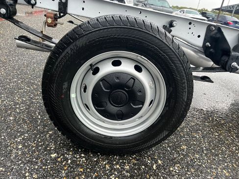 New 2025 Ford Transit 350 Base image 15