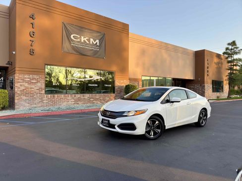 Used 2015 Honda Civic EX image 2