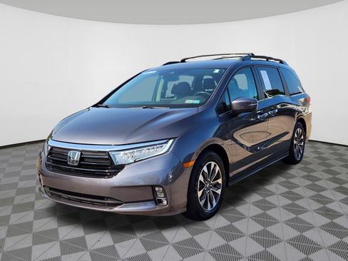 Certified 2023 Honda Odyssey EX-L image 2
