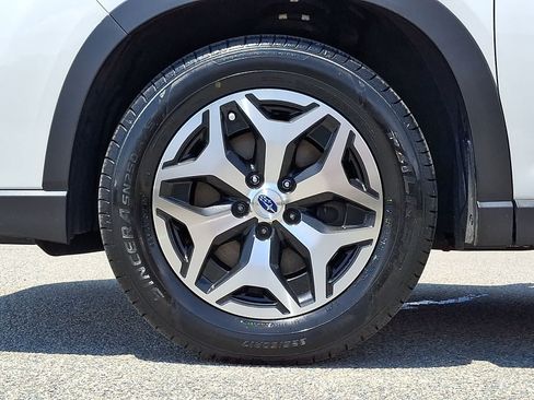 Used 2021 Subaru Forester Premium w/ Popular Package #1 AWD/4WD image 9