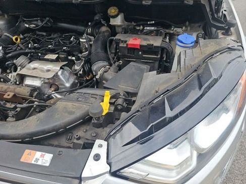 Used 2021 Ford EcoSport SE w/ SE Convenience Package FWD image 24