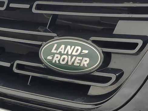 Certified 2025 Land Rover Range Rover Evoque Dynamic SE image 12
