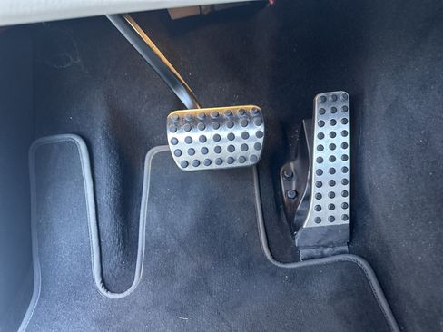 Used 2023 Mercedes-Benz GLS 450 4MATIC image 19