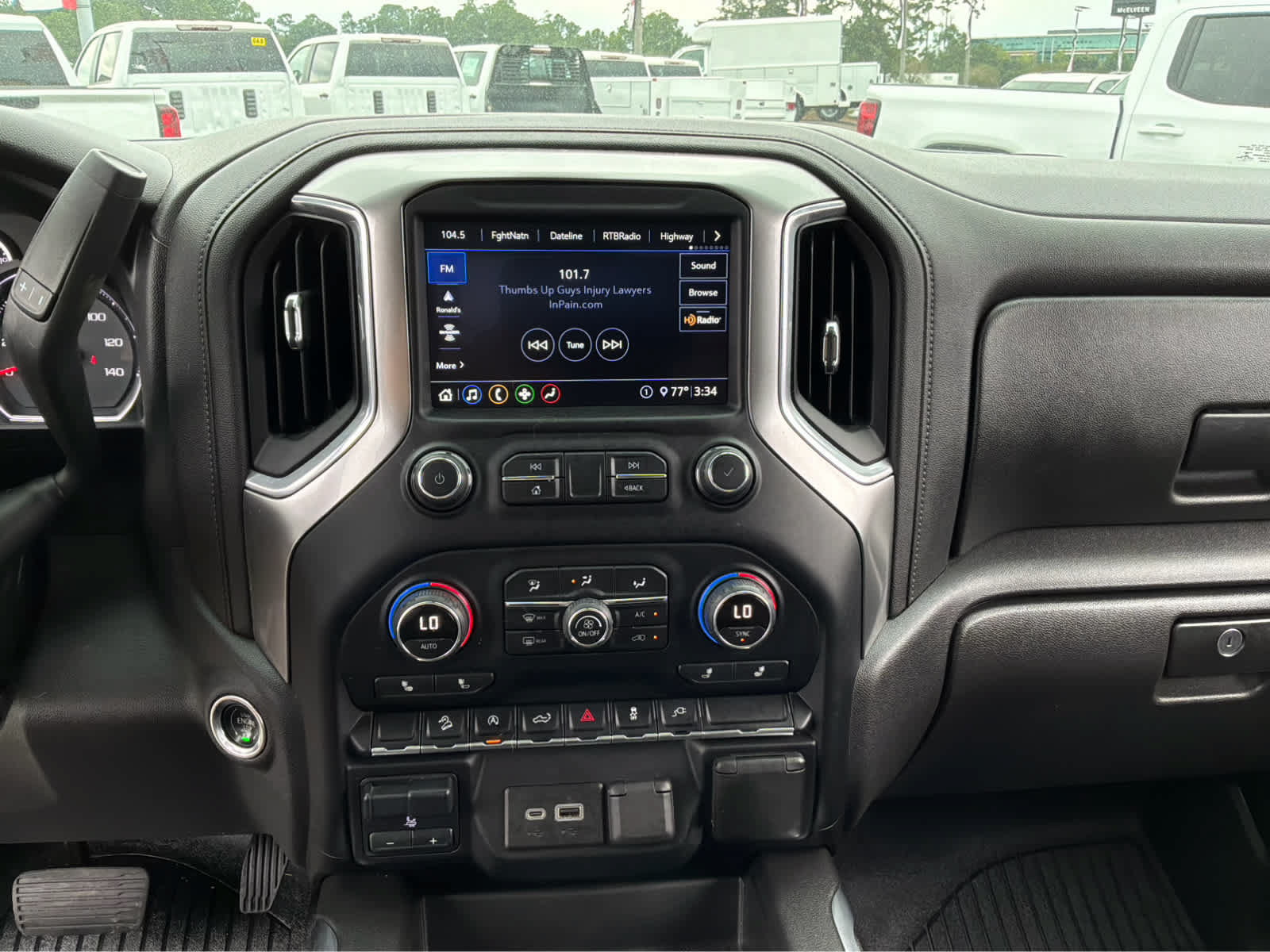Used 2020 Chevrolet Silverado 1500 RST AWD/4WD image 16