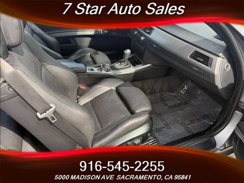 Used 2011 BMW 328i Convertible image 12