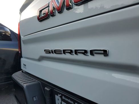 Used 2025 GMC Sierra 1500 AT4X AWD/4WD image 7