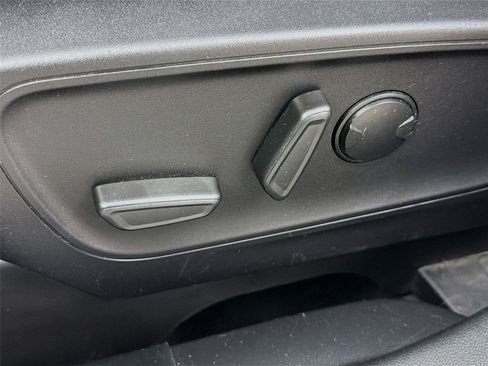 Used 2022 Ford Escape SEL AWD/4WD image 40