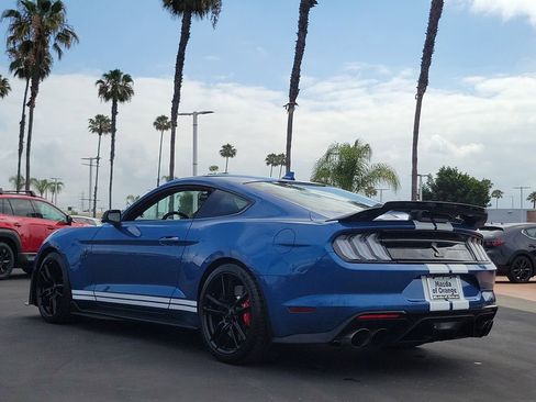 Used 2020 Ford Mustang Shelby GT500 w/ Technology Package RWD image 2