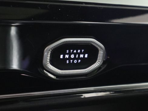 New 2026 Jeep Grand Cherokee Limited AWD/4WD image 32