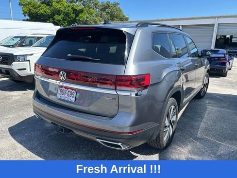 Used 2024 Volkswagen Atlas SE AWD/4WD image 8