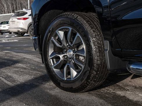 Used 2025 Chevrolet Silverado 1500 LT image 7