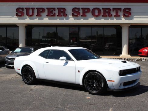 Used 2023 Dodge Challenger R/T Scat Pack image 1