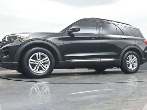 Used 2020 Ford Explorer XLT w/ Class III Trailer Tow Package image 29