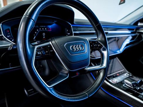 Used 2020 Audi S8 L w/ S8 Executive Package image 35