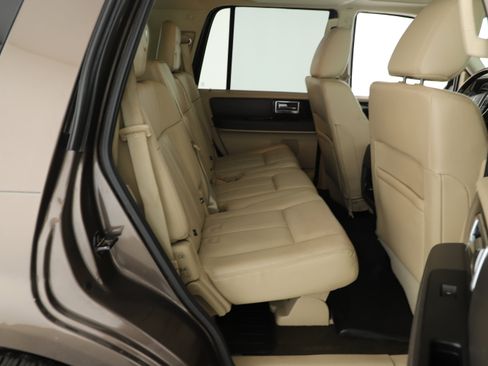 Used 2015 Lincoln Navigator 2WD w/ Equipment Group 101A Reserve image 18