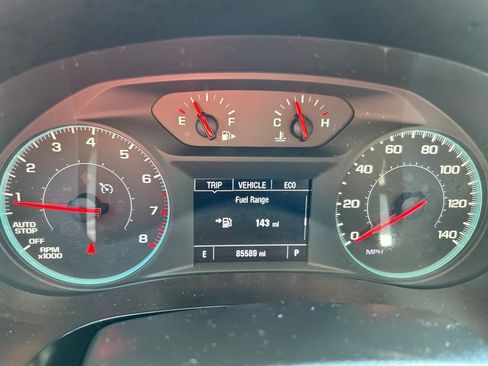 Used 2023 Chevrolet Malibu LT FWD image 23