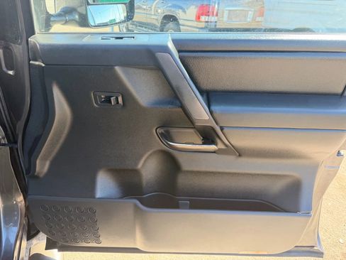 Used 2011 Nissan Titan SL w/ SL Max Utility Pkg image 15