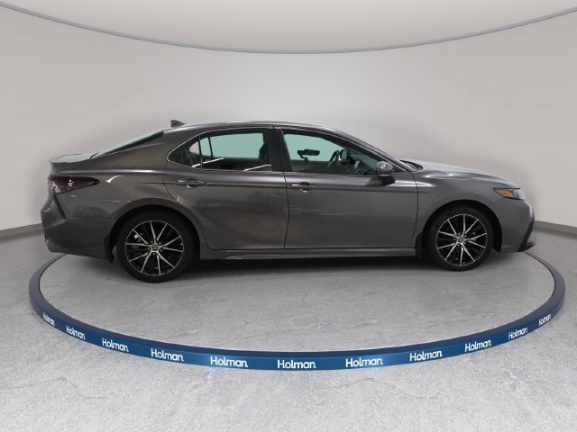 Certified 2024 Toyota Camry SE FWD image 4