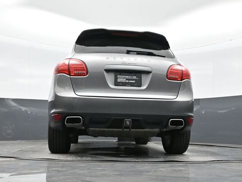 Used 2014 Porsche Cayenne image 36