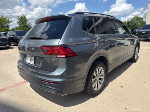 Used 2018 Volkswagen Tiguan S FWD image 4