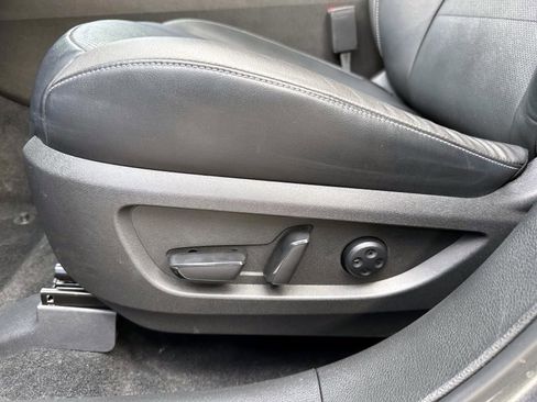 Certified 2023 INFINITI QX55 Essential image 10