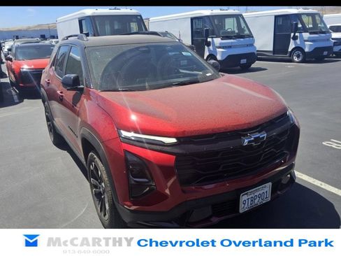 Used 2025 Chevrolet Equinox RS w/ Convenience Package III FWD image 1