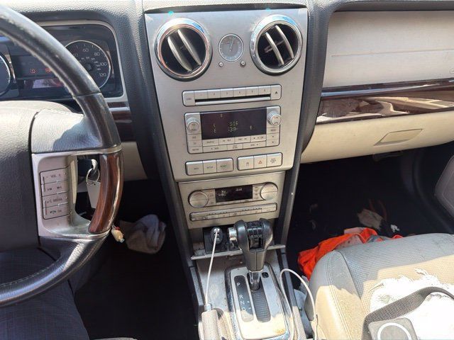 Used 2009 Lincoln MKZ FWD image 17