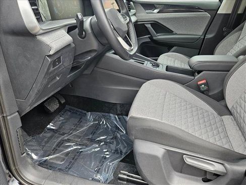 Used 2026 Volkswagen Tiguan S FWD image 15