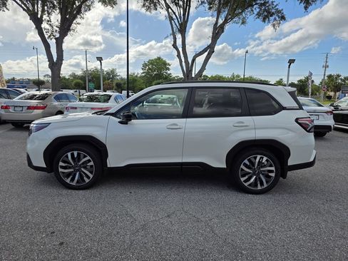Certified 2025 Subaru Forester Touring w/ Protection Package AWD/4WD image 5