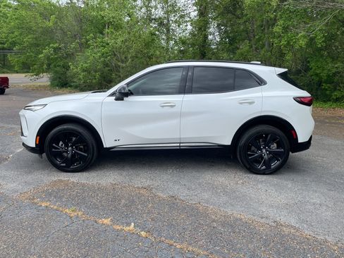 Used 2024 Buick Envision Sport Touring AWD/4WD image 2