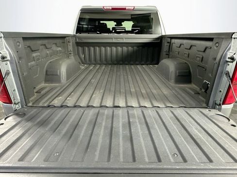 Used 2023 Chevrolet Silverado 1500 Custom image 28