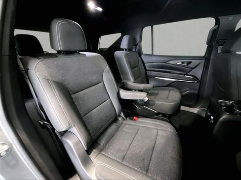 Used 2024 Chevrolet Traverse LT FWD image 29