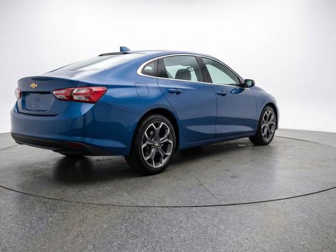 Used 2024 Chevrolet Malibu LT image 9