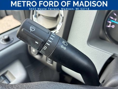 Used 2016 Ford F250 XLT w/ XLT Premium Package AWD/4WD image 34