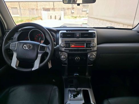 Used 2012 Toyota 4Runner SR5 image 12