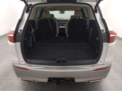 Used 2019 Buick Enclave Essence FWD image 29