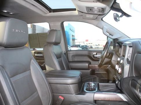 Used 2023 GMC Sierra 2500 Denali w/ Denali Ultimate Package AWD/4WD image 15