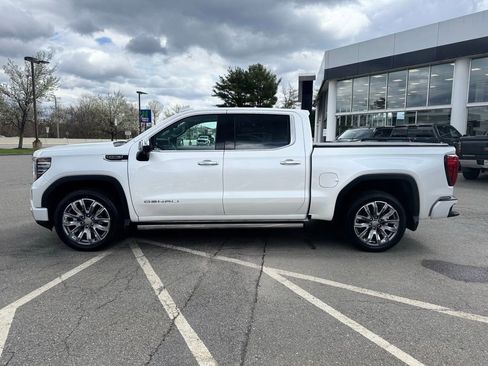 Used 2023 GMC Sierra 1500 Denali AWD/4WD image 2