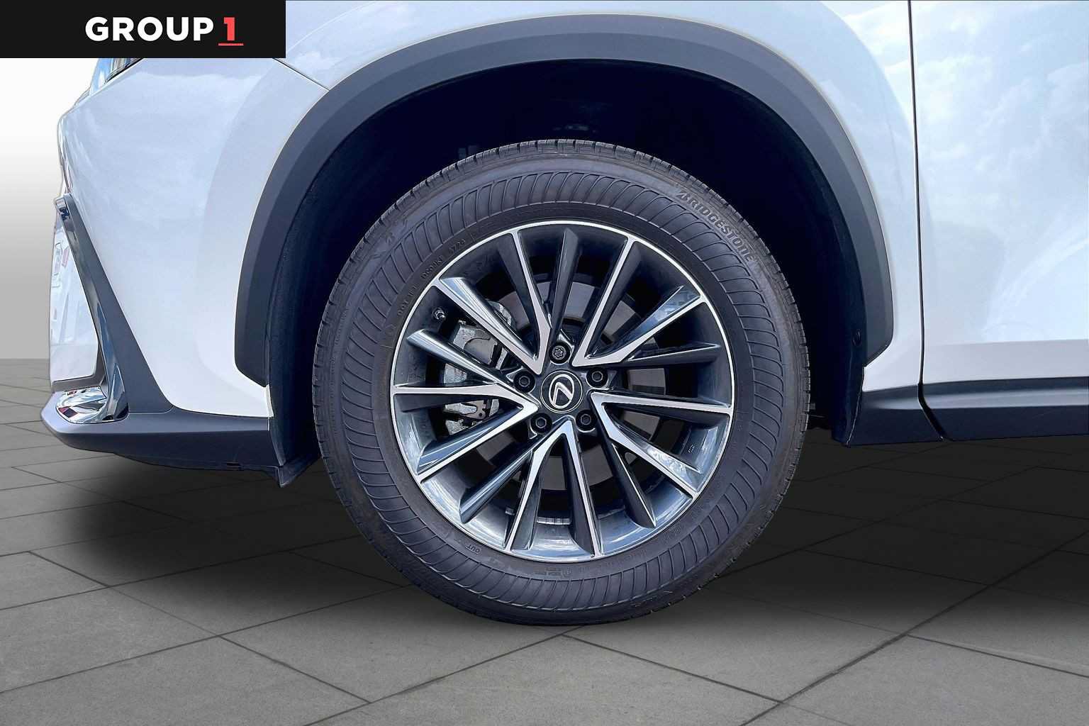 Used 2025 Lexus NX 250 FWD w/ Accessory Package (2T) image 9