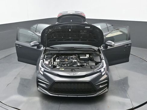 Used 2025 Toyota Corolla SE image 32