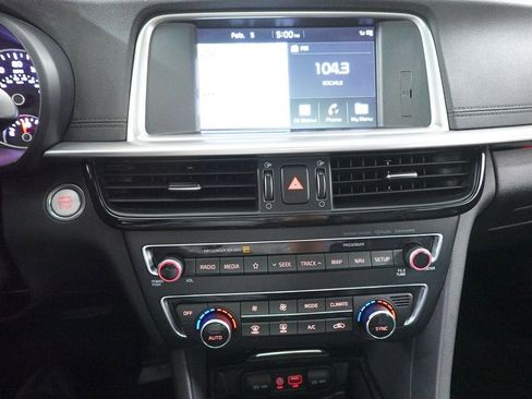 Used 2019 Kia Optima EX w/ EX Premium Package image 18