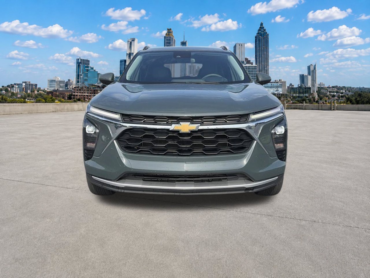 Used 2025 Chevrolet Trax LT FWD image 8