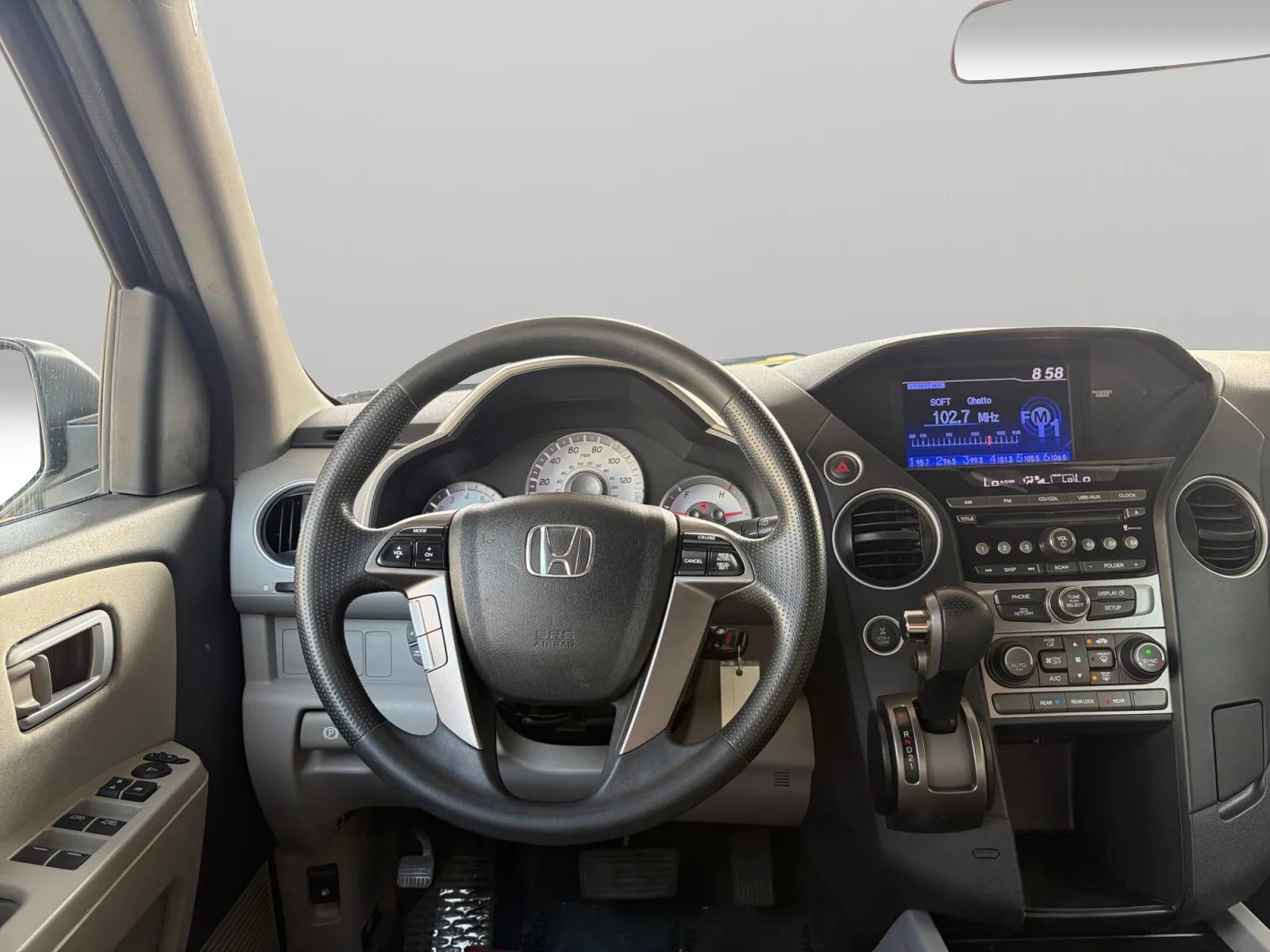 Used 2015 Honda Pilot LX image 27