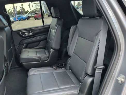 Used 2021 Chevrolet Tahoe LT w/ LT Signature Package RWD image 14