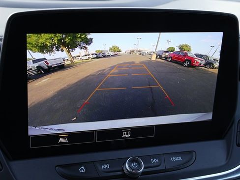 Used 2025 Chevrolet Blazer LT AWD/4WD image 6