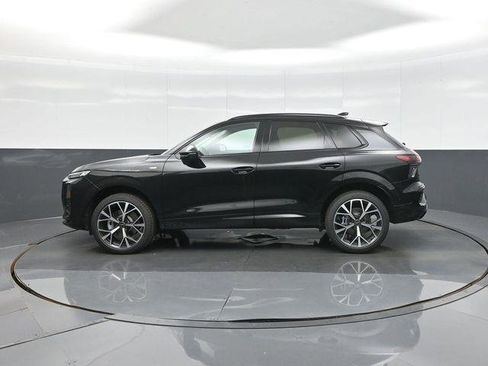 New 2026 Audi Q3 quattro 2.0T AWD/4WD image 4