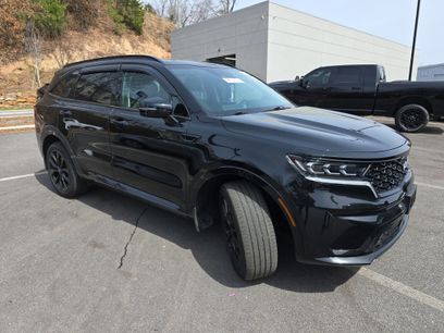 Used 2023 Kia Sorento SX